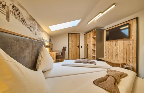 Saalbach-Hinterglemm Hostel | Eibinghof BED & BREAKFAST & SWIM