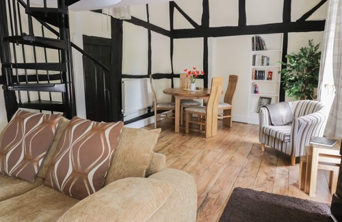 Hereford Cottage | EIGHTLANDS, romantic, luxury holiday cottage in Hereford