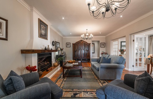 Raithby House | Eikendal Lodge