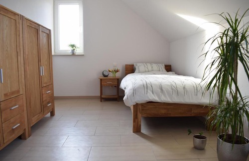 Sinzig Apartment | Einladende Ferienwohnung auf Bauernhof in Sinzig