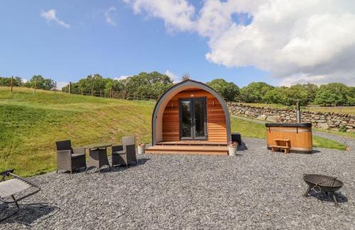 Dolgellau House | Eirlys