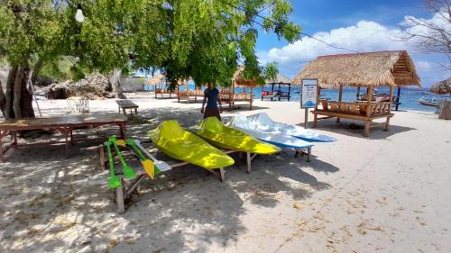 Jerowaru House | Ekas beach guesthouse and restaurant