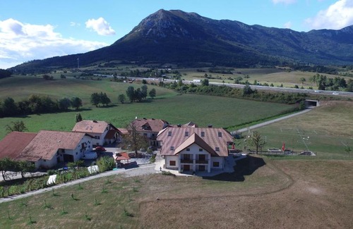 Predjama House | EkoTurizem Hudičevec