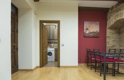 Toledo City Center Apartment | El Arco. Near the cathedral.