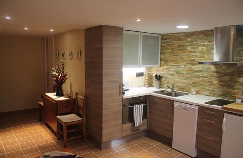 Cardona Apartment | El Baluard - Warm apartment in the old town of Cardona