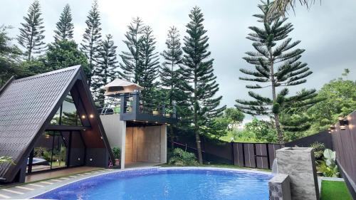 Silang Junction North Villa | El Cabina