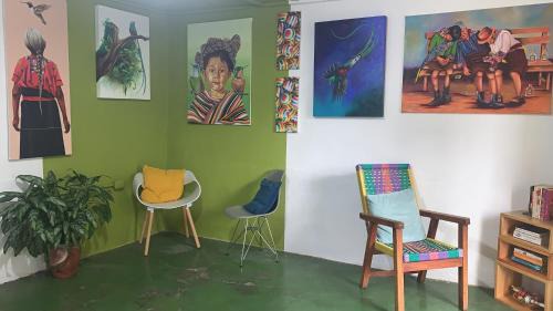 San Juan La Laguna Hostel | El Chirris Las Artes