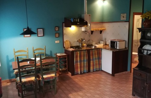 San Pedro de la Ribera Cottage | El Cueto apartments for 2 people