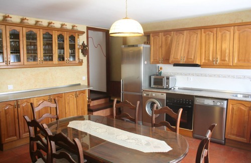 Barrado Cottage | El Hilo Red Cottage