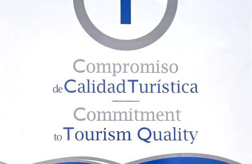 Cabra Apartment | "EL JUNCAL" APARTAMENTO TURISTICO Parking gratuito