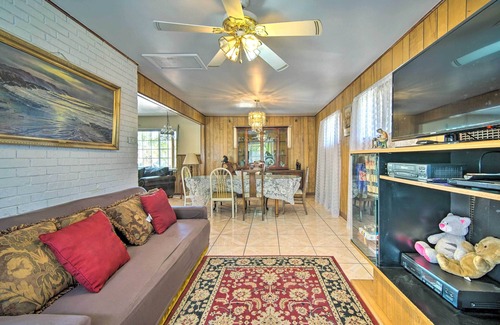 Biggs Field House | El Paso Home < 1 Mi to Lone Star Golf Club!