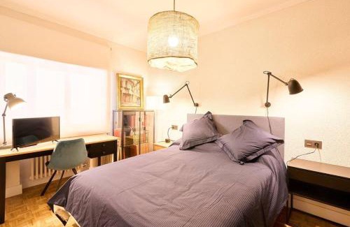 Oeste Apartment | El patio del Barrio del oeste