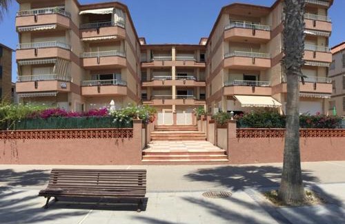 Vilanova I la Geltru Apartment | El prat beach apartment by HLCLUB Agency