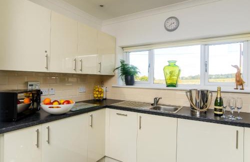 St. Andrews Cabin | Elderburn Lodges