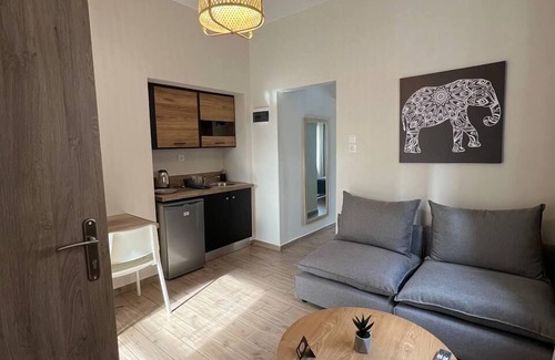 Elefsina House | Elefsinian Mysteries Apartments