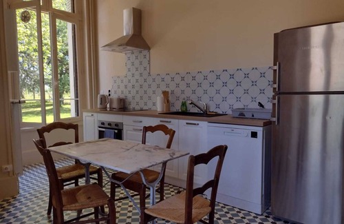 Varenne-Saint-Germain Other | Elegance and charm of a Château in Burgundy with the comfort of a villa
