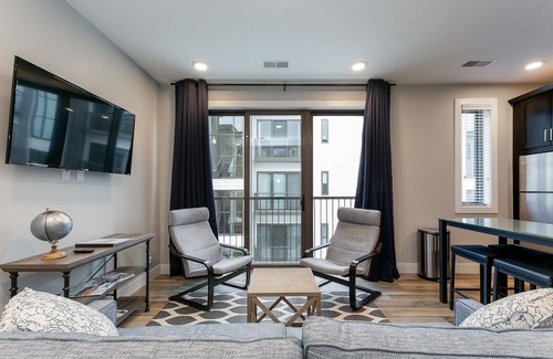 Traverse City Condo | Elegance in Downtown Traverse City