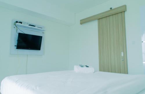 Pondok Aren Apartment | Elegant 1BR without Living Room at Bintaro Embarcadero Suites Apartment By Travelio