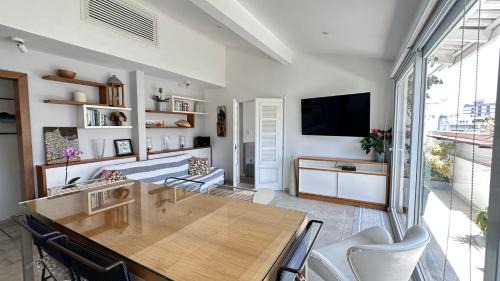 Ipanema Apartment | ELEGANT 2 BEDROOM PENTHOUSE IPANEMA BEST LOCATION