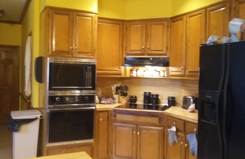 Tucker House | Elegant 2 Story Brick/Suburban Atlanta - Tucker- Near Stone Mountain