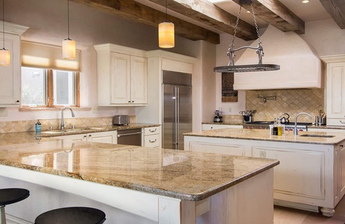 Santa Fe House | Elegant 3 bedroom property with stunning views!
