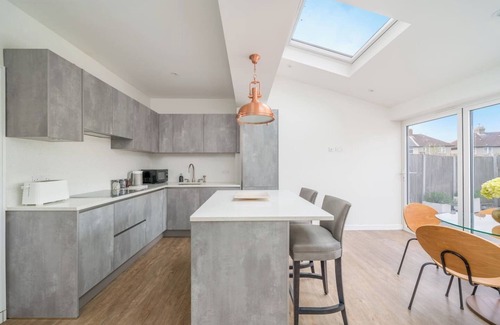 Island Gardens House | Elegant 3Bedroom Retreat Minutes from Canary Wharf