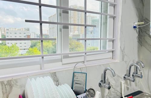 Kondapur Apartment | Elegant 3BHK Fully Furnished and Equipped Apt near Hitec City by EVARA SUITES