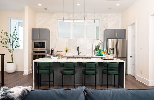 Washington Ave./ Memorial Park House | Elegant 4BR in Heart of Houston w Rooftop & Grill