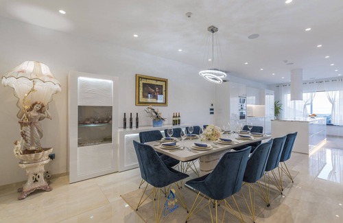 Kastelir Villa | Elegant 5-BR Villa with Heated Saltwater Pool & Chic Interiors Near the Coast