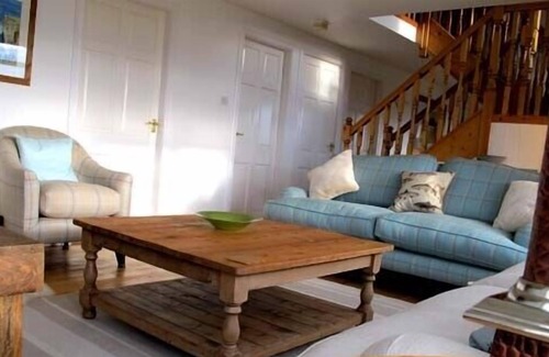 Achiltibuie Cottage | Elegant and secluded cottage with stunning views of the Summer Isles
