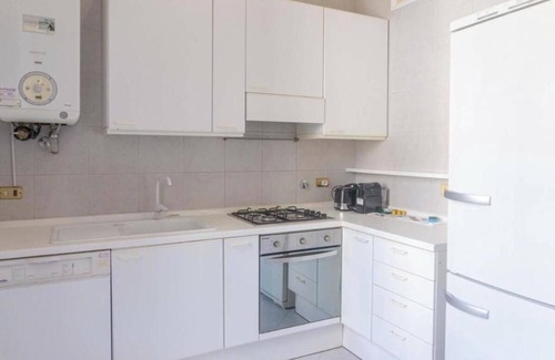 Rione XVI Ludovisi Apartment | Elegant and Spacious Apartment Near Via Veneto