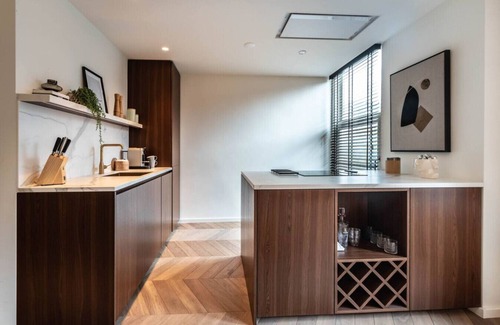 Oud-Zuid Apartment | Elegant Apartment in Old South | Near Vondelpark, Museums & Canal District