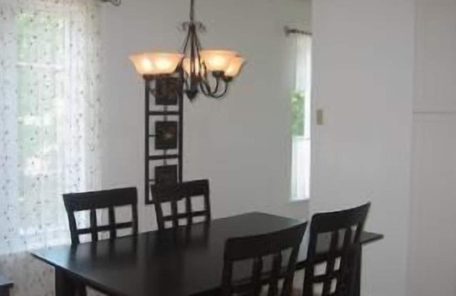 Saint-Sacrement Apartment | Elegant apartment in the heart of chic Quarter Montcalm