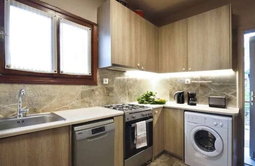 Vari-Voula-Vouliagmeni Apartment | Elegant apartment with Sea View