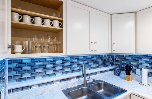 Pacific - Edison Condo | “Elegant Condo Steps from Americana”