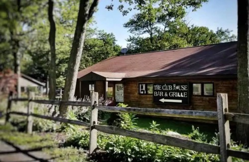 Claysburg Condo | Elegant & Cozy 2Bed Condo with Loft @Blue Knob All Seasons Resort
