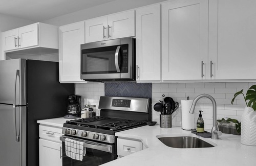Bradley Beach House | Elegant Family Getaway in Bradley Beach