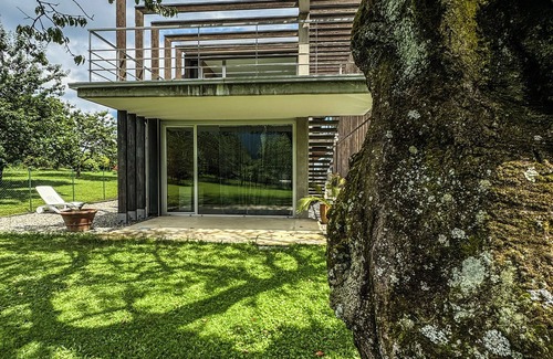 Biella House | Elegant Holiday House surrounded by greenery, ideal for those seeking a little relaxation