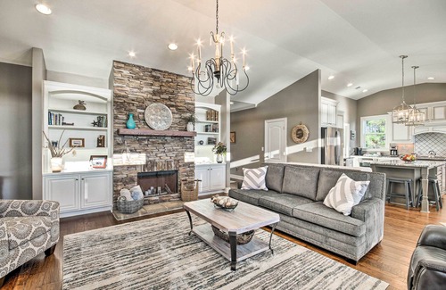 Cross Hill House | Elegant Lakefront Gem w/Dock + Sunset Views!