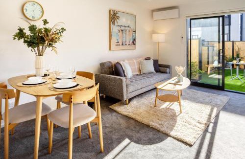 Upper Riccarton Apartment | Elegant Living by Middleton Park, Fully Equipped