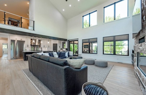 McHenry House | Elegant Luxury Lodge w/Views, Hot Tub & Games