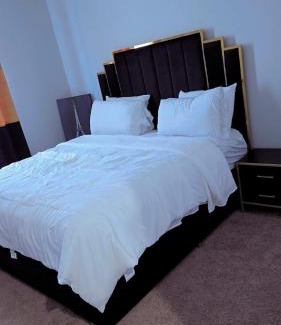 San Antonio Villa | Elegant Luxury Stay in Uptown