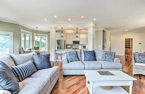 Middlefield House | Elegant Middlefield Getaway w/Game Room!