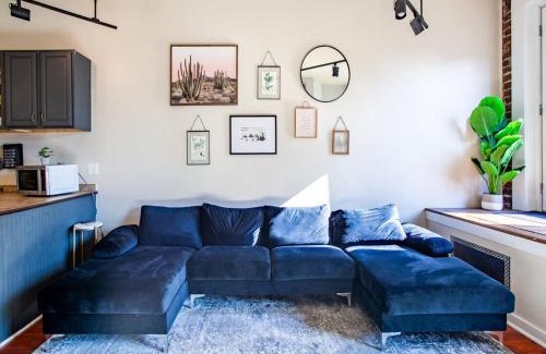 Old City Apartment | Elegant Old City Loft - Downtown