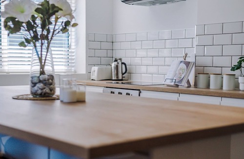 Macclesfield House | Elegant Retreat | Pass the keys