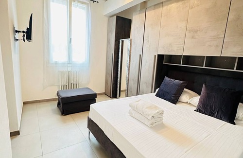 Saliceta San Giuliano Bed & Breakfast | Elegant two-room apartment near the historic center with Reserved Parking and breakfast