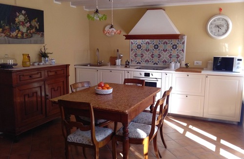 Nord-Est Villa | Elegant villa with large garden in the hills of Verona