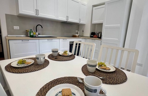 Vomero Apartment | Elegant Vomero Hideaway Naples - family friendly