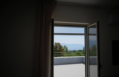 Trecase House | Elegante Villa Posta tra i Percorsi del Parco Nazionale del Vesuvio