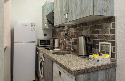 Cihangir Apartment | Element Garden